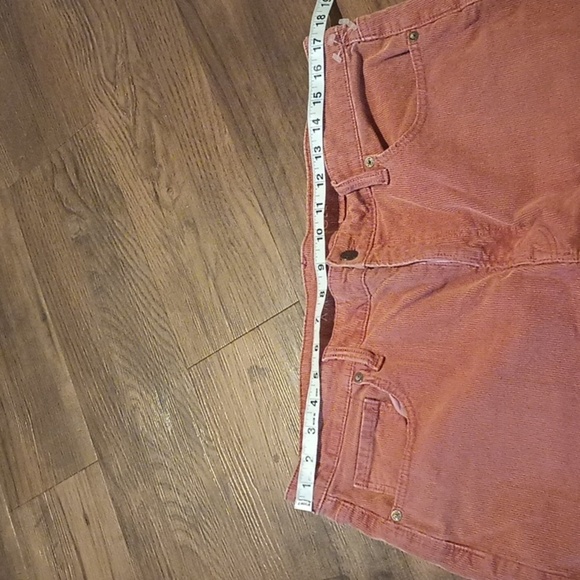 American Eagle Clay Brown Corduroy High Waisted Straight Leg Mom Jeans A37 - Picture 3 of 8